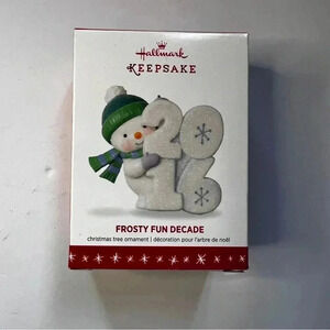 2016 Hallmark Keepsake Frosty Fun Decade Christmas Ornament Snowman New